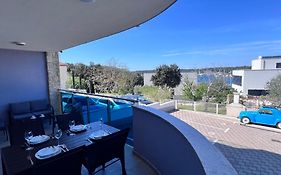 Seascape Residence